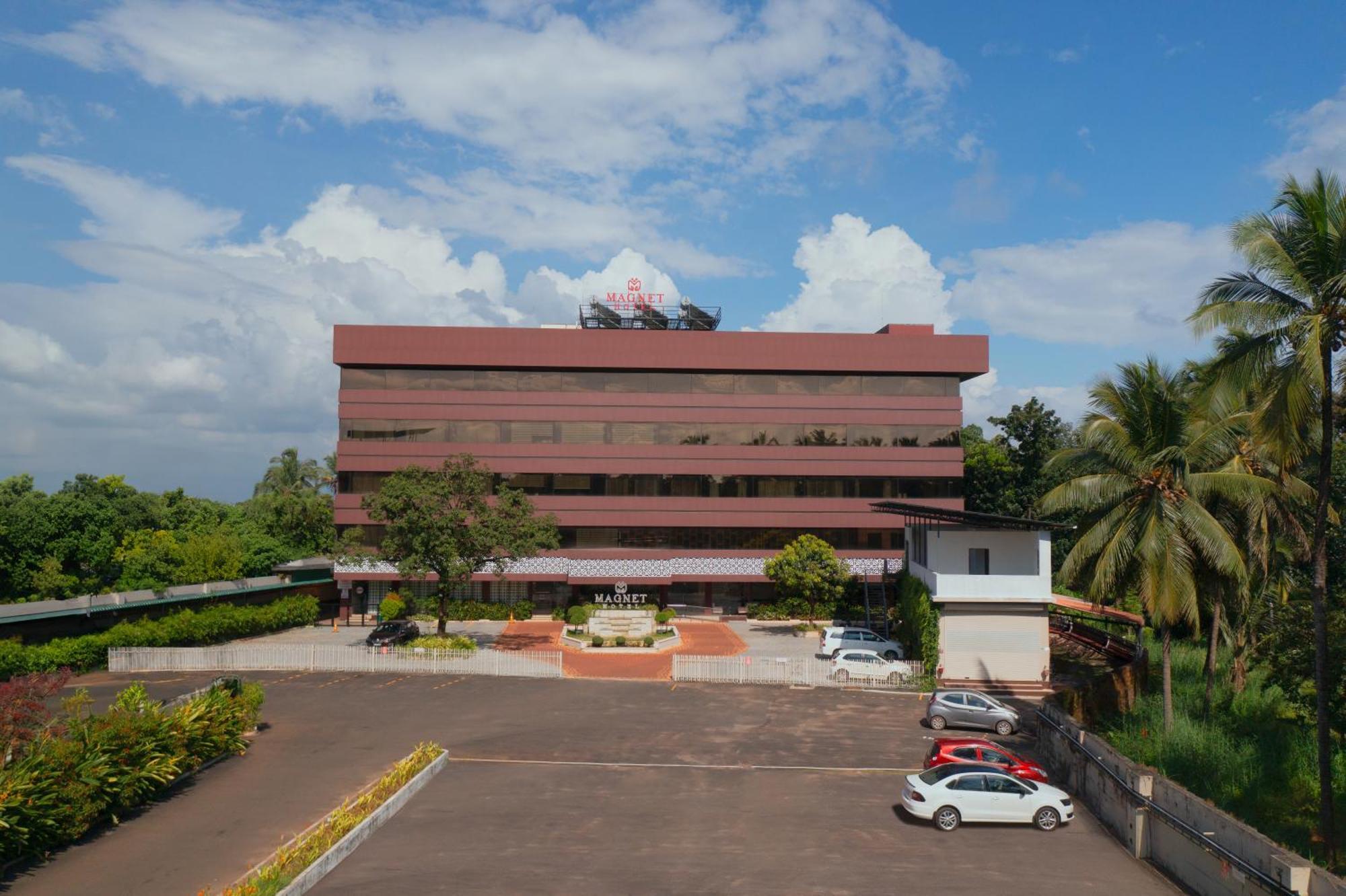 Magnet Hotel Kannur Exterior photo