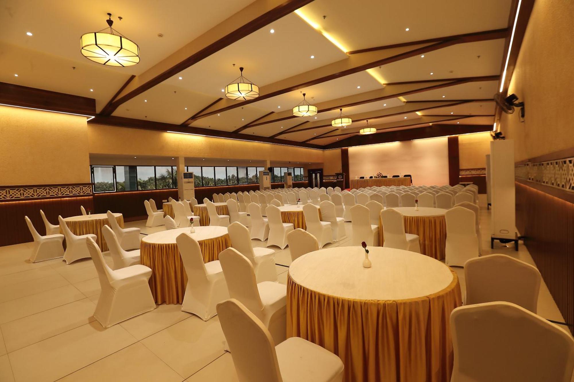 Magnet Hotel Kannur Exterior photo